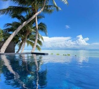 Villa - Beach Front