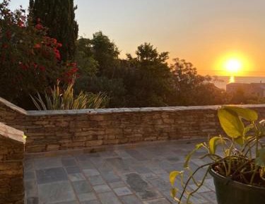 Apartment with Garden View