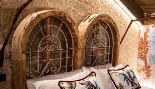 Deluxe Suite with Spa Bath