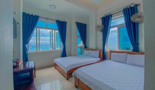 Quadruple Room with Sea View