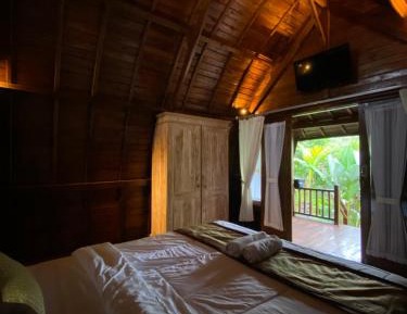 Double Room with Pool View