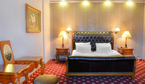 Presidential Suite
