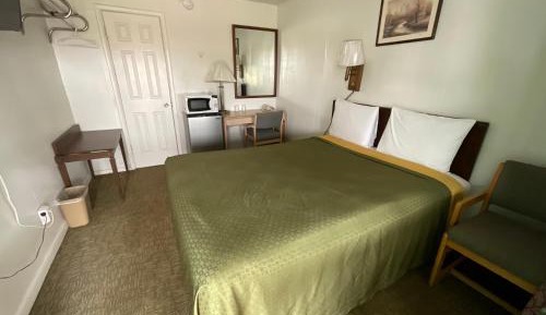 Standard Single Room with Shower
