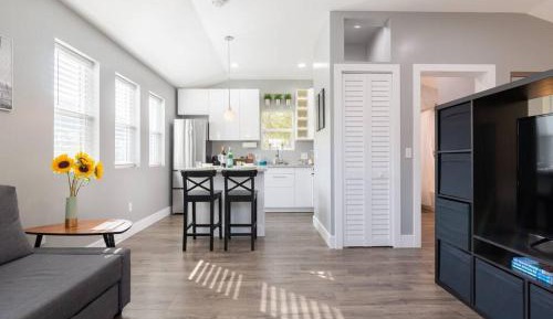 Studio Apartment