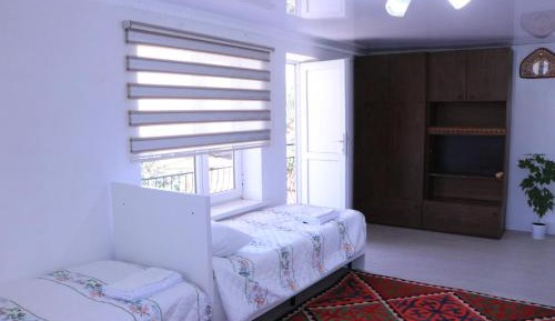 Bed in 4-Bed Mixed Dormitory Room