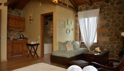 Junior Suite with Spa Bath and Fireplace