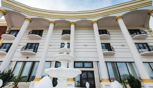 King Room with Spa Bath