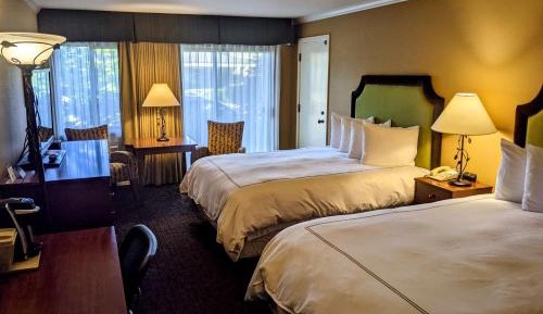 Deluxe Queen Room with Two Queen Beds and Patio - Pet Friendly