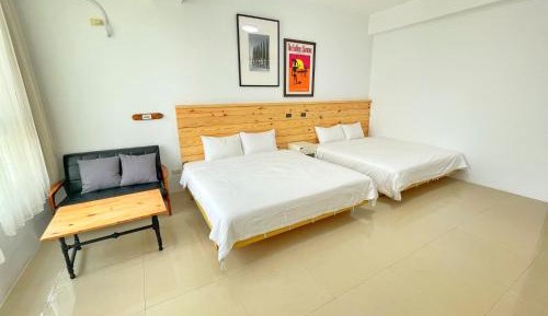 Quadruple Room with Two King Beds