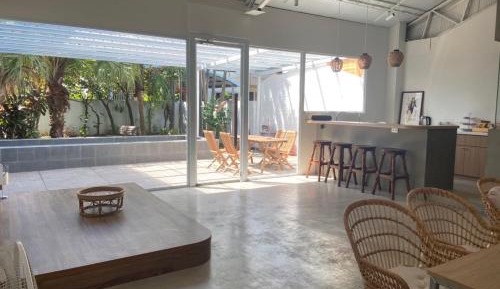 Villa with Garden View