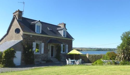 Two-Bedroom Holiday Home
