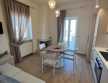 Two-Bedroom Deluxe Apartment with Ocean View