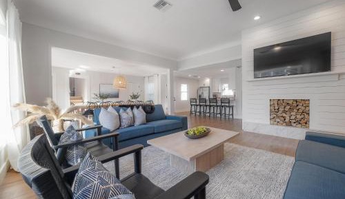 Four-Bedroom Holiday Home