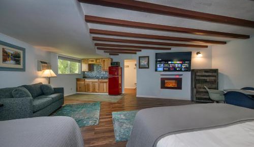Copper Mountain Two Queen Suite