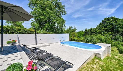 Two-Bedroom Holiday Home