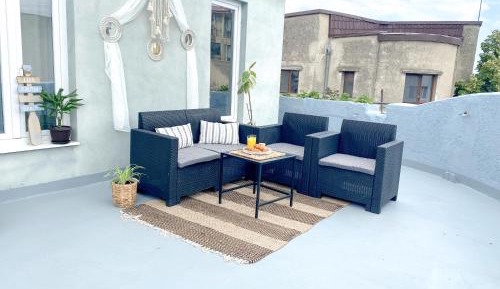 Apartment with Terrace