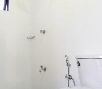 Deluxe Studio