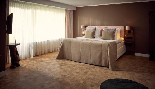 Suite with Sauna