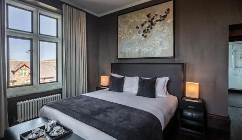 Super King Room with Bath and Shower