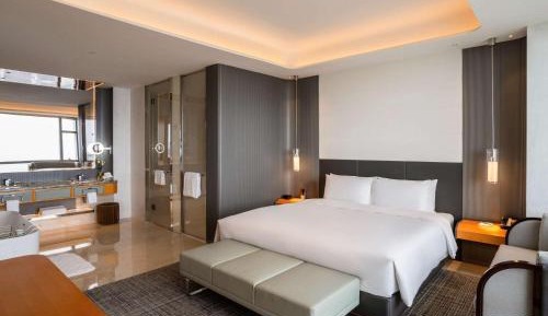 Junior Suite, 1 King Bed, Ocean View