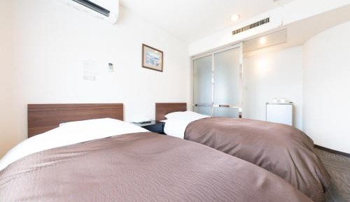 Twin Room - Non-Smoking