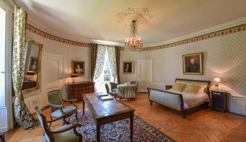 Deluxe Double Room with Bath
