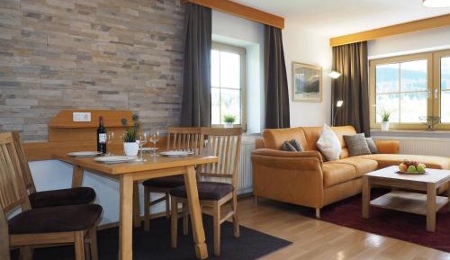 Apartment (4 Adults)