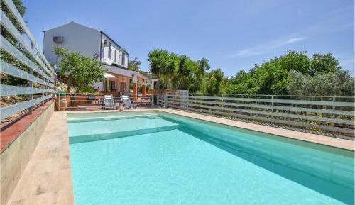Four-Bedroom Vacation Home
