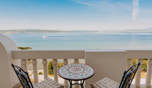 Deluxe Double Room with Balcony and Sea View