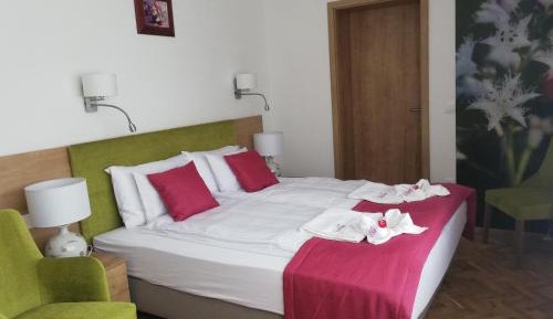 Deluxe Family Suite