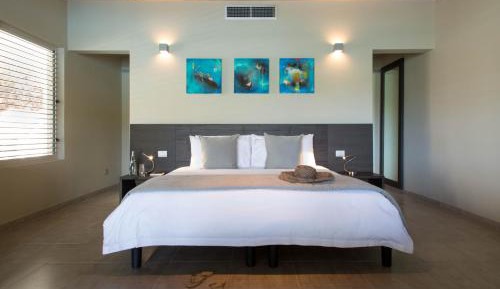 One-Bedroom Deluxe Suite