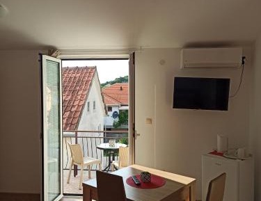 Twin Room with Balcony