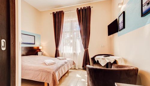 Twin Room with Bath