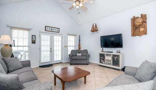 Four bedroom holiday home 