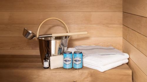 One-Bedroom Penthouse with Sauna