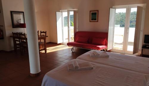 Quadruple Room with Mountain View