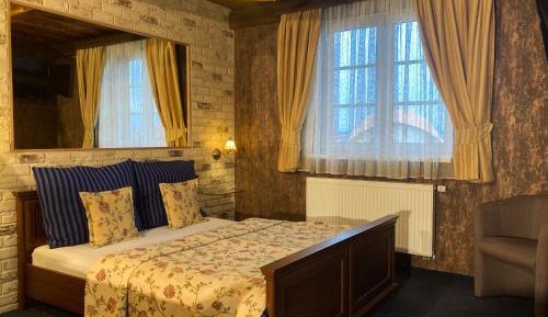 Triple Room with Private Bathroom