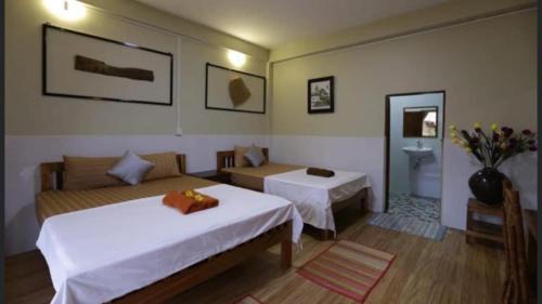 Twin Room with Balcony