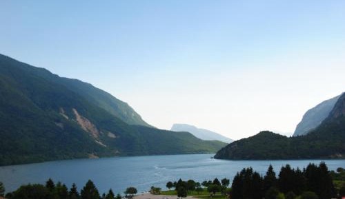Suite with Balcony and Lake View
