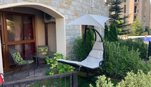 Studio with Pool View