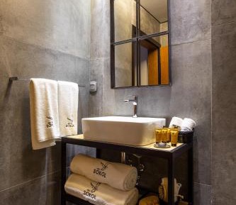 One-Bedroom Suite