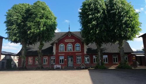 Three-Bedroom Apartment with Terrace