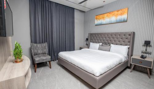 Large Double Room