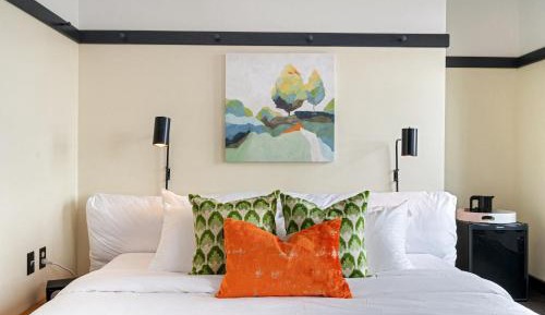 Standard King Room (Self Check-in with Virtual Front Desk)