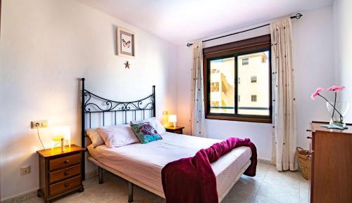 Apartment with Pool View 