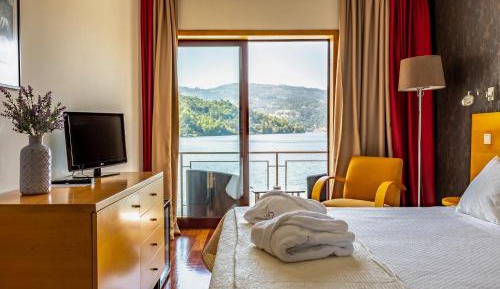 Double Room with Balcony and river view