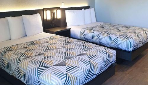 Deluxe Quadruple Room - Non-Smoking