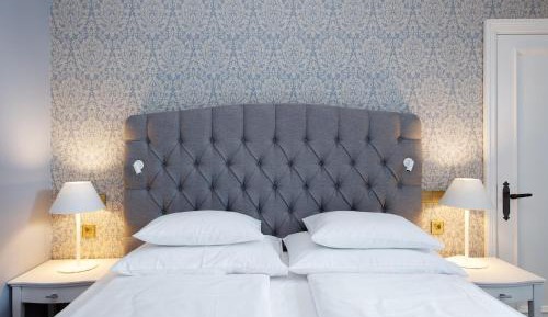 Junior Suite with Spa Access