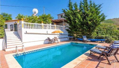 Two-Bedroom Holiday Home