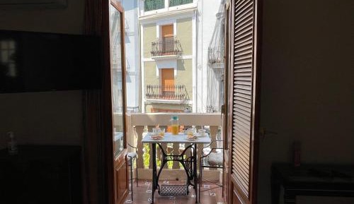 Apartment with Balcony
